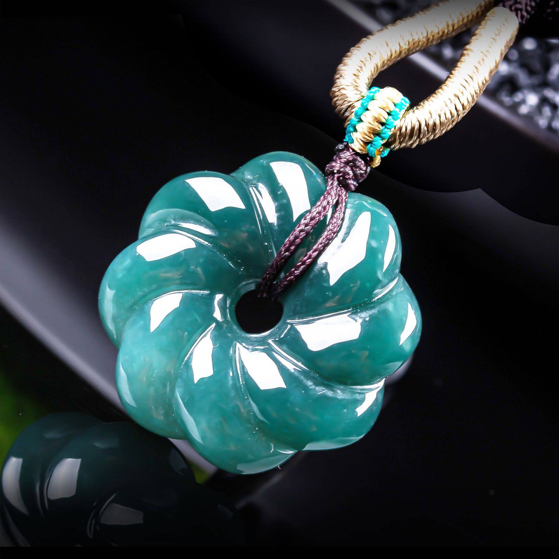 Natural Burmese Jadeite Flower - Jewelry & Watches Sp Z Oo Ul Frezerów 3 recension och pris
