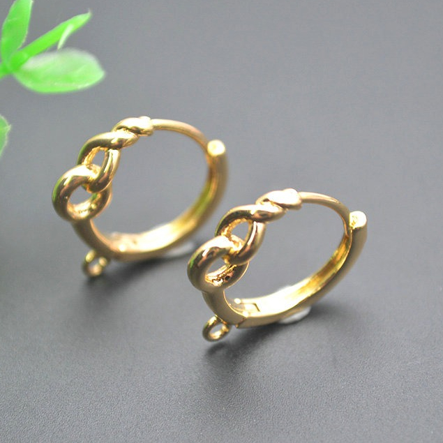 30pc Twisted Round Circle 18K  - Hoop Earrings recension och pris