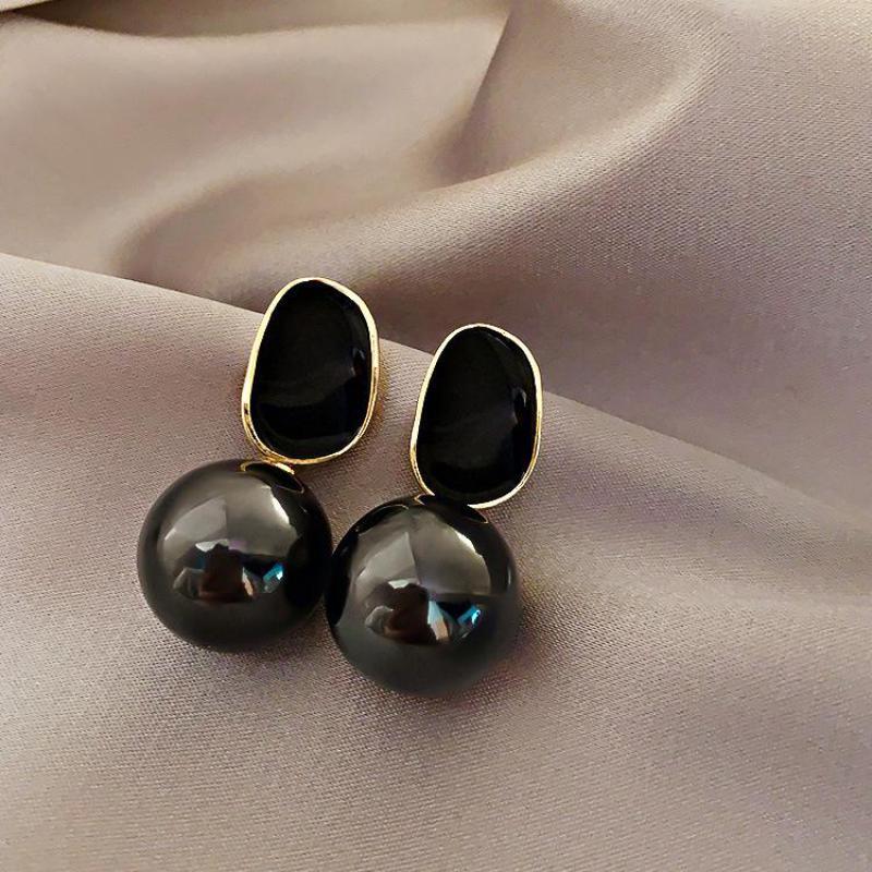 Big Brand High Class Noble Pea - Pearl Stud Earrings recension och pris