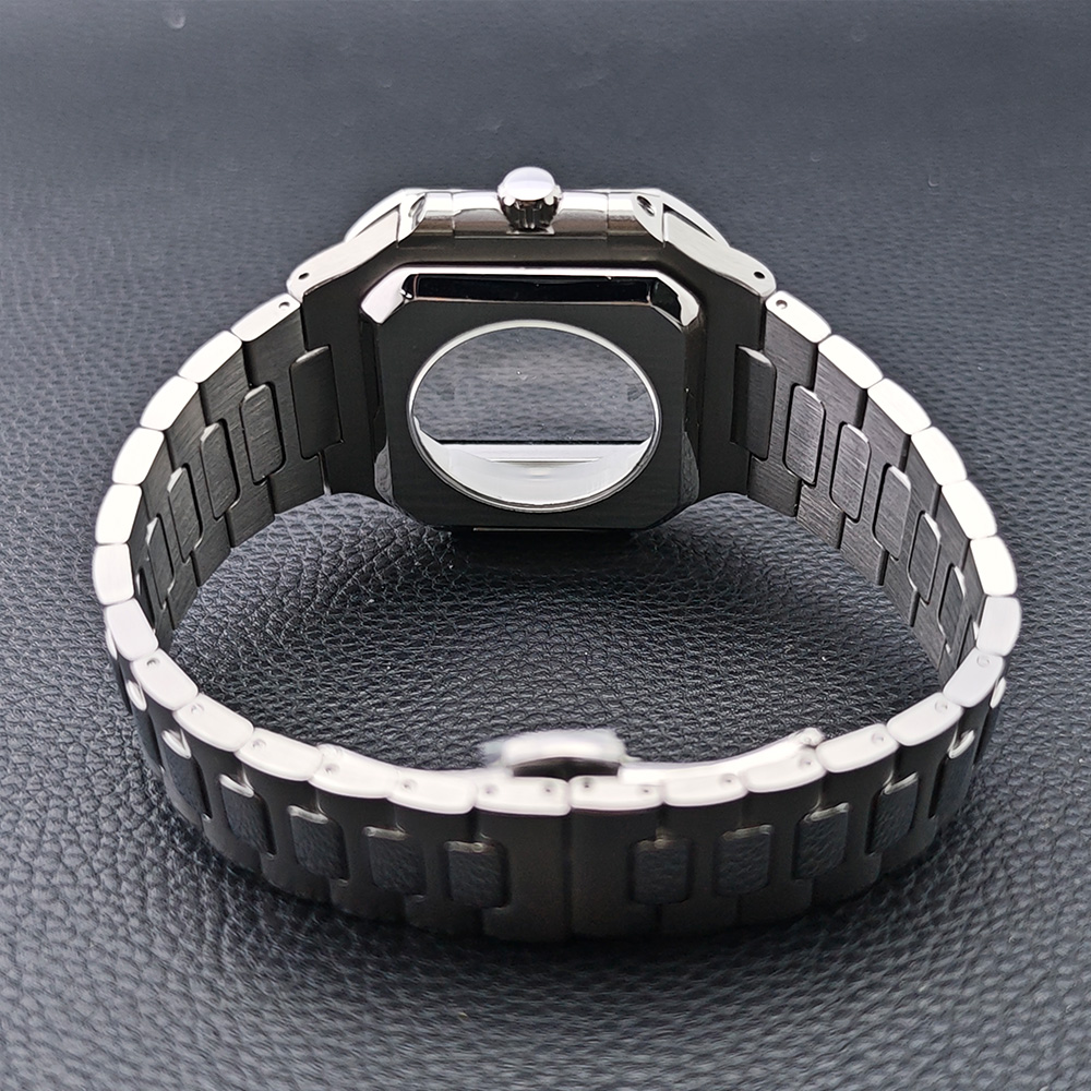 Square silver stainless steel  - Seiko Watch 5 Sports recension och pris