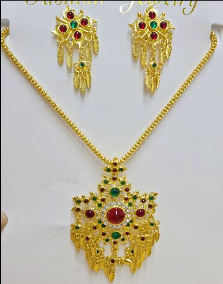 Thai Accessories Earrings Neck - Pacific Jewelry & Watches Los Angeles recension och pris