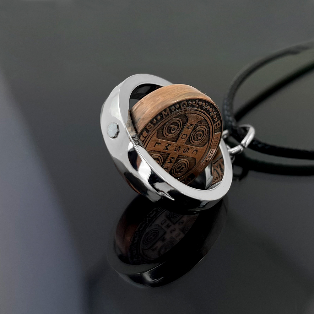 New St Benedict Medal Necklace - Jewelry & Watches Sp Z Oo Ul Frezerów 3 recension och pris
