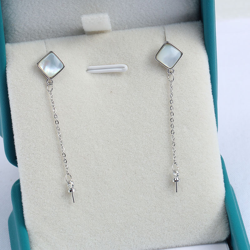 4PCS E200 Gold Plated Copper S - Pearl Stud Earrings recension och pris