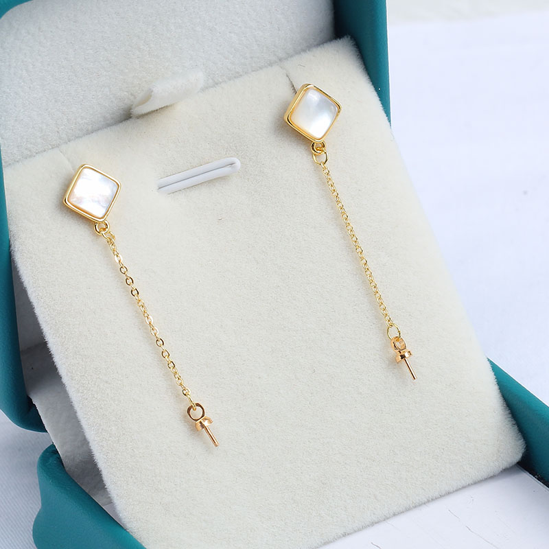 4PCS E200 Gold Plated Copper S - Pearl Stud Earrings recension och pris